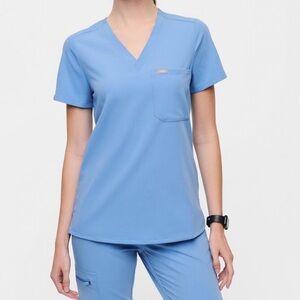 Figs Catarina one pocket scrub top - ceil blue